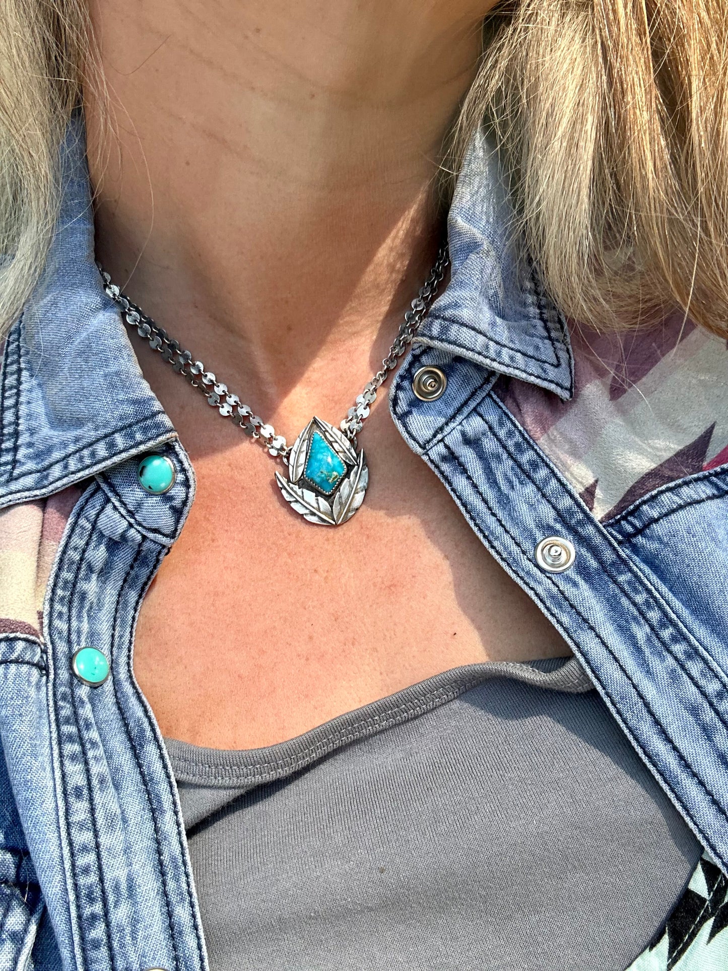 KINGMAN TURQUOISE LEAF NECKLACE